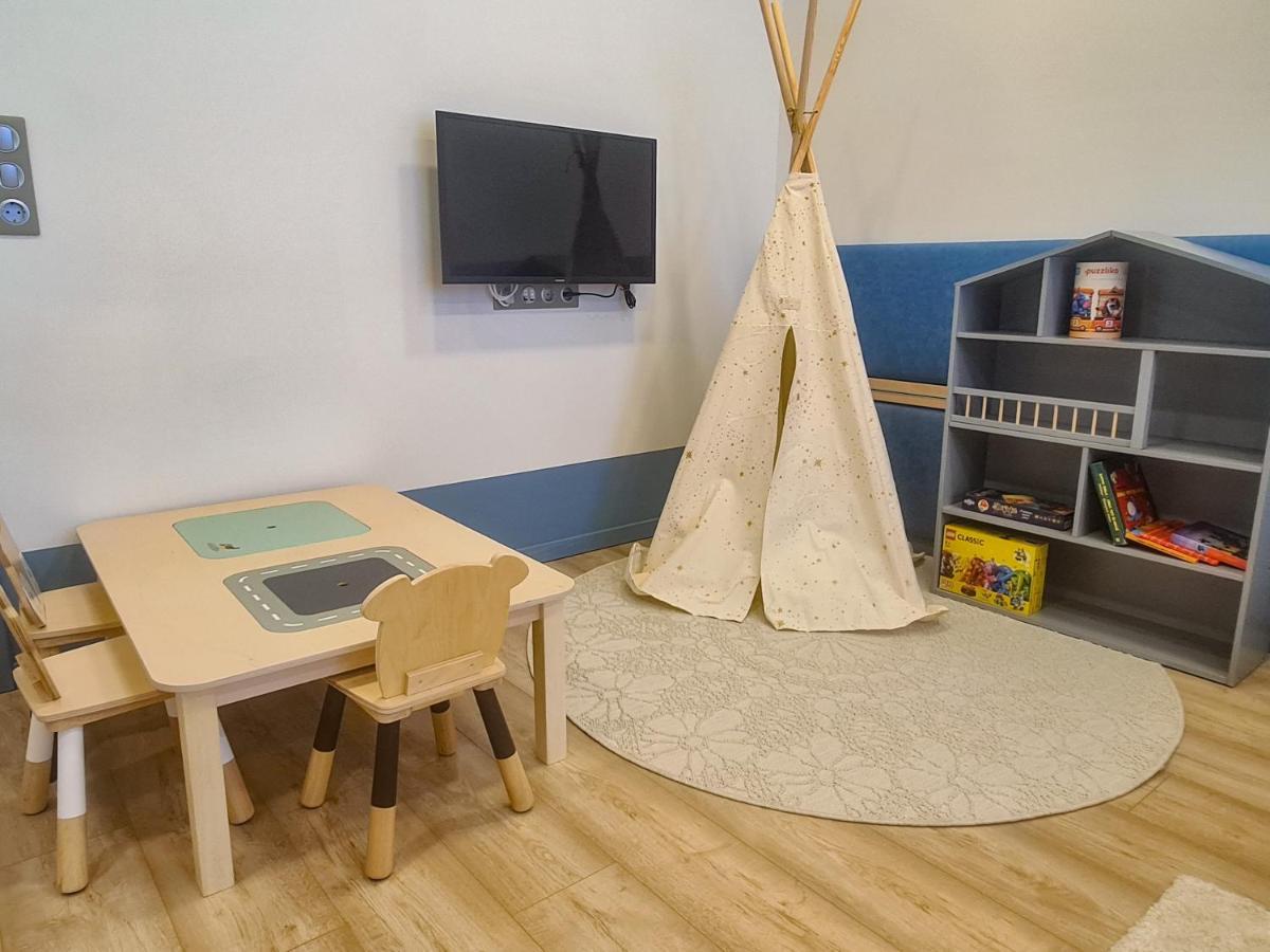 Ditlin Apartmanok Pápa Extérieur photo