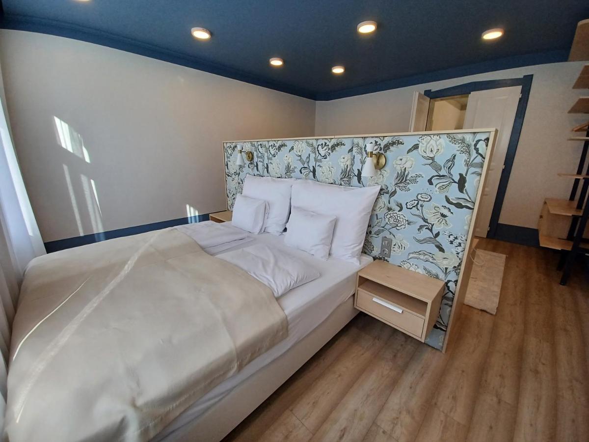 Ditlin Apartmanok Pápa Extérieur photo
